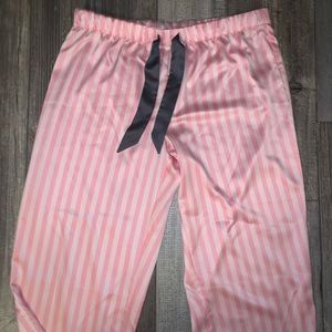 Victoria’s Secret Satin pants (NEW)